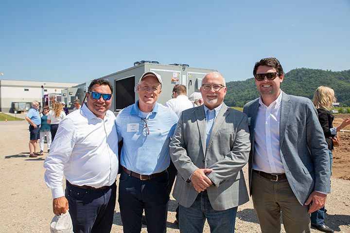 ARCO/Murray and XeteX Celebrate the Groundbreaking of the New 116,000 SF HVAC Manufacturing Facility in Wisconsin - Attendees 6