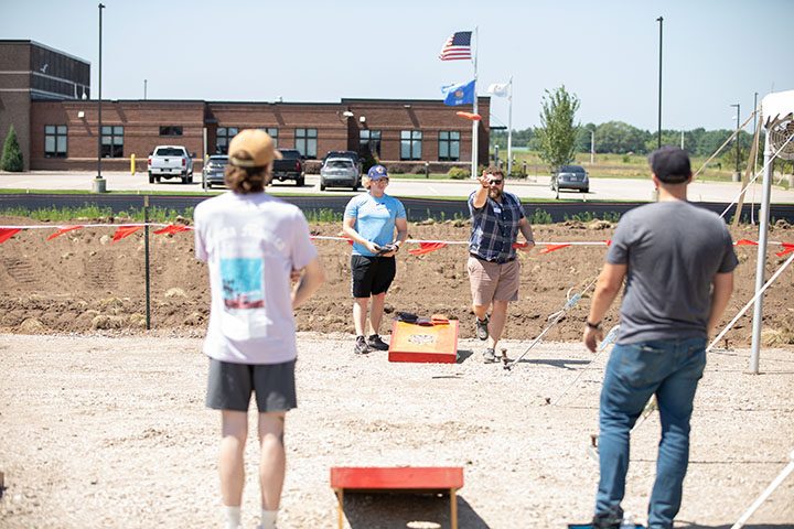 ARCO/Murray and XeteX Celebrate the Groundbreaking of the New 116,000 SF HVAC Manufacturing Facility in Wisconsin - Picnic Games for Employees