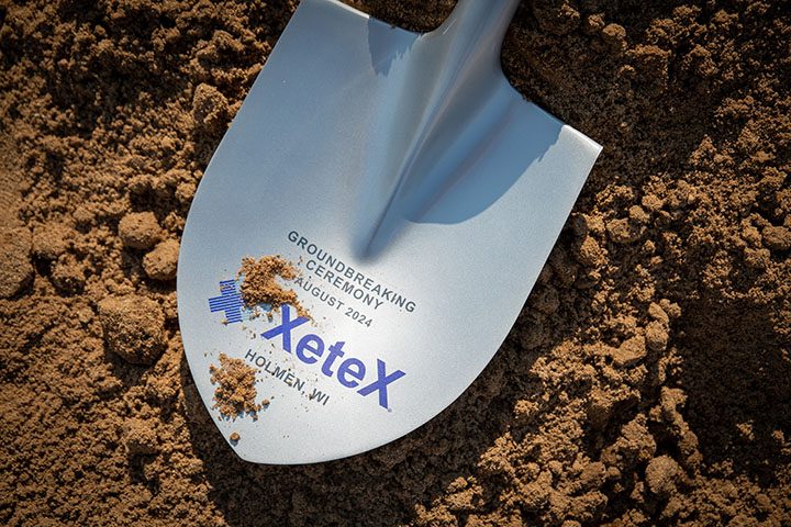 ARCO/Murray and XeteX Celebrate the Groundbreaking of the New 116,000 SF HVAC Manufacturing Facility in Wisconsin - Ceremonial Shovel